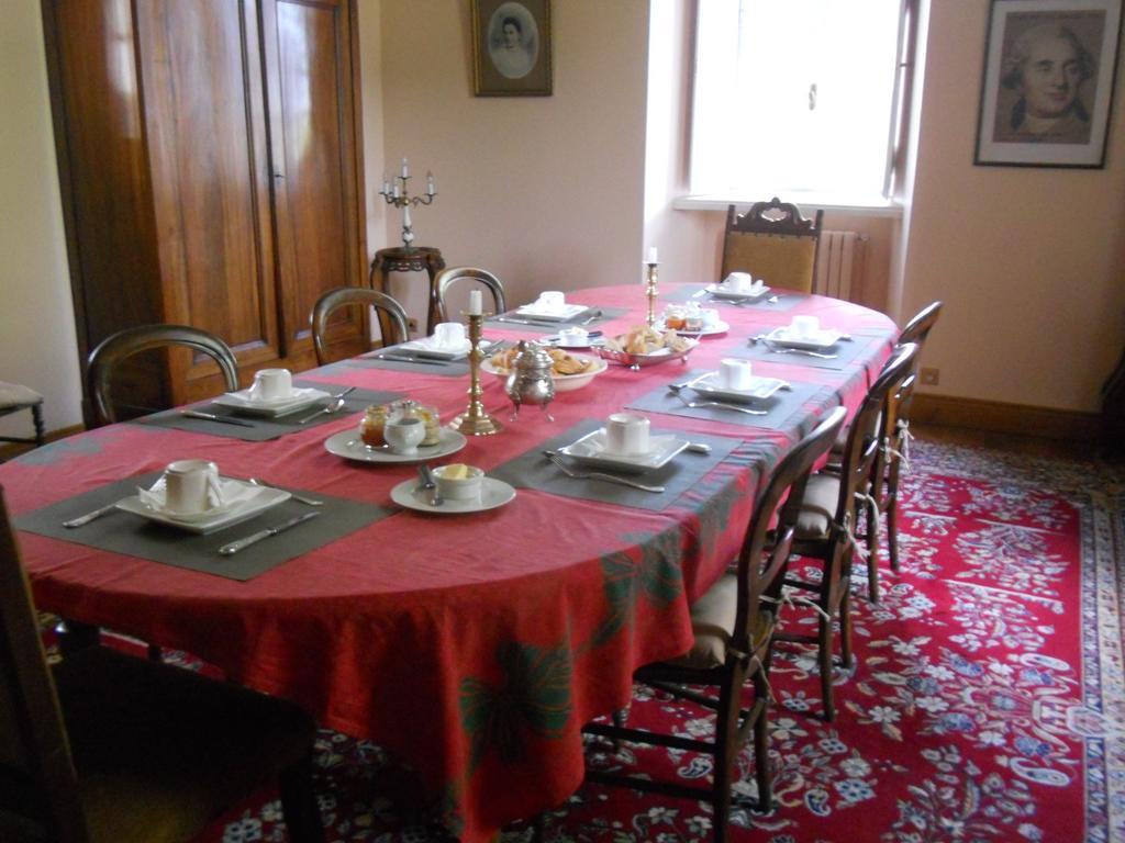 Chateau De La Moissetie Aurillac Bagian luar foto