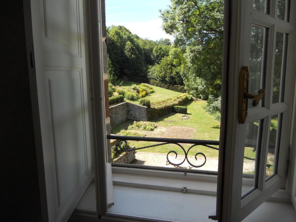 Chateau De La Moissetie Aurillac Ruang foto